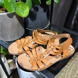 BareTraps gladiator style sandals